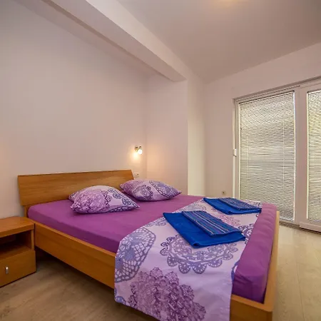 Saga 2 Apartman Lokva Rogoznica