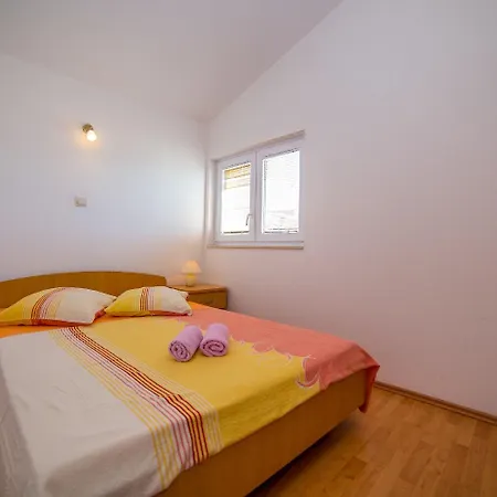 Saga 2 Apartman Lokva Rogoznica