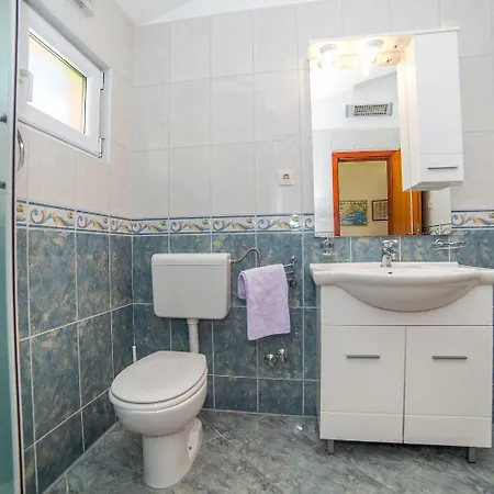 Saga 2 Apartman Lokva Rogoznica